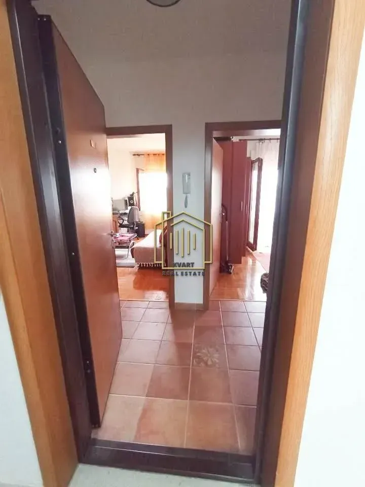 Prodaja, jednosoban stan, 40m², Stari Aerodrom, Podgorica