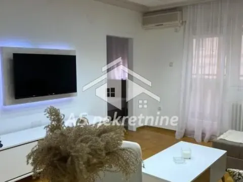 Izdavanje, dvosoban stan, 44m², Denkova Basta, Zvezdara Sve Podlokacije - image 2