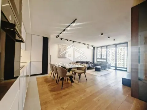 Izdavanje, četvorosoban stan, 120m², Savski Venac, Beograd - image 2