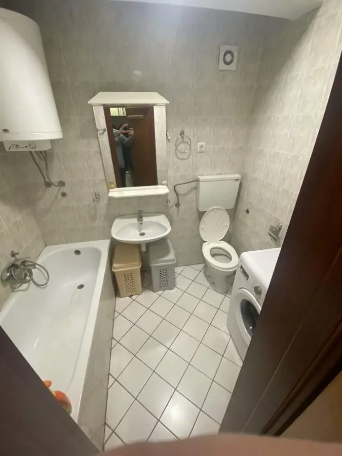 Izdavanje, jednosoban stan, 37m², Podbara, Novi Sad Sve Podlokacije