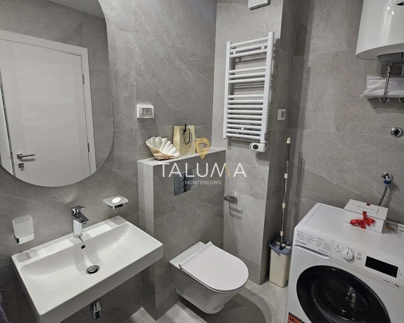 Izdavanje, jednosoban stan, 40m², City Kvart, Podgorica