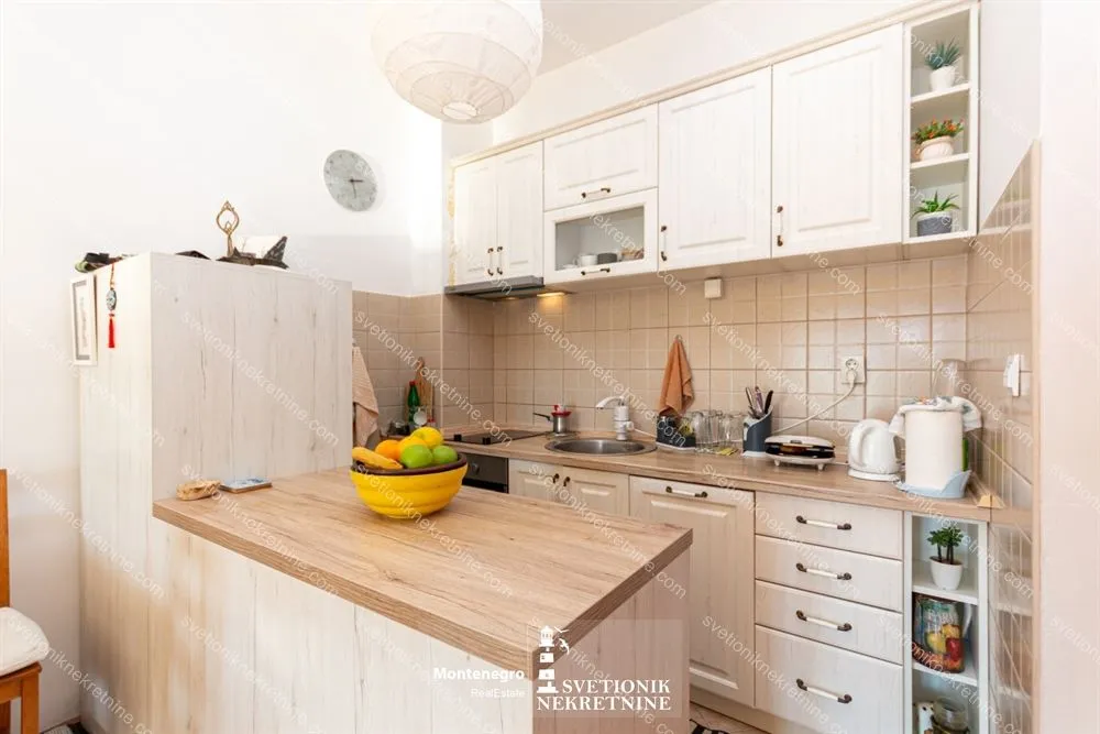Prodaja, jednosoban stan, 49m², Topla, Herceg Novi