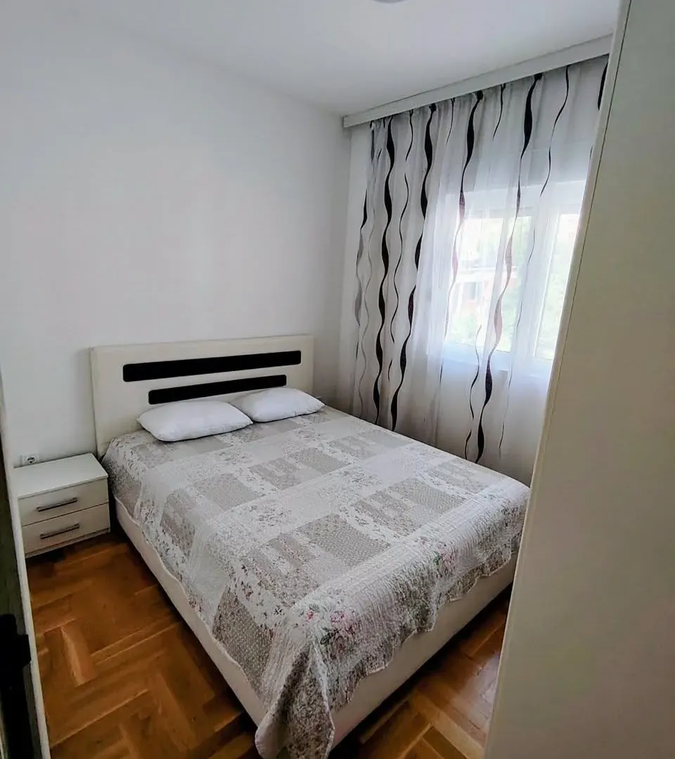 Rent, two bedroom apartment, 55m², Maslinjak, Budva