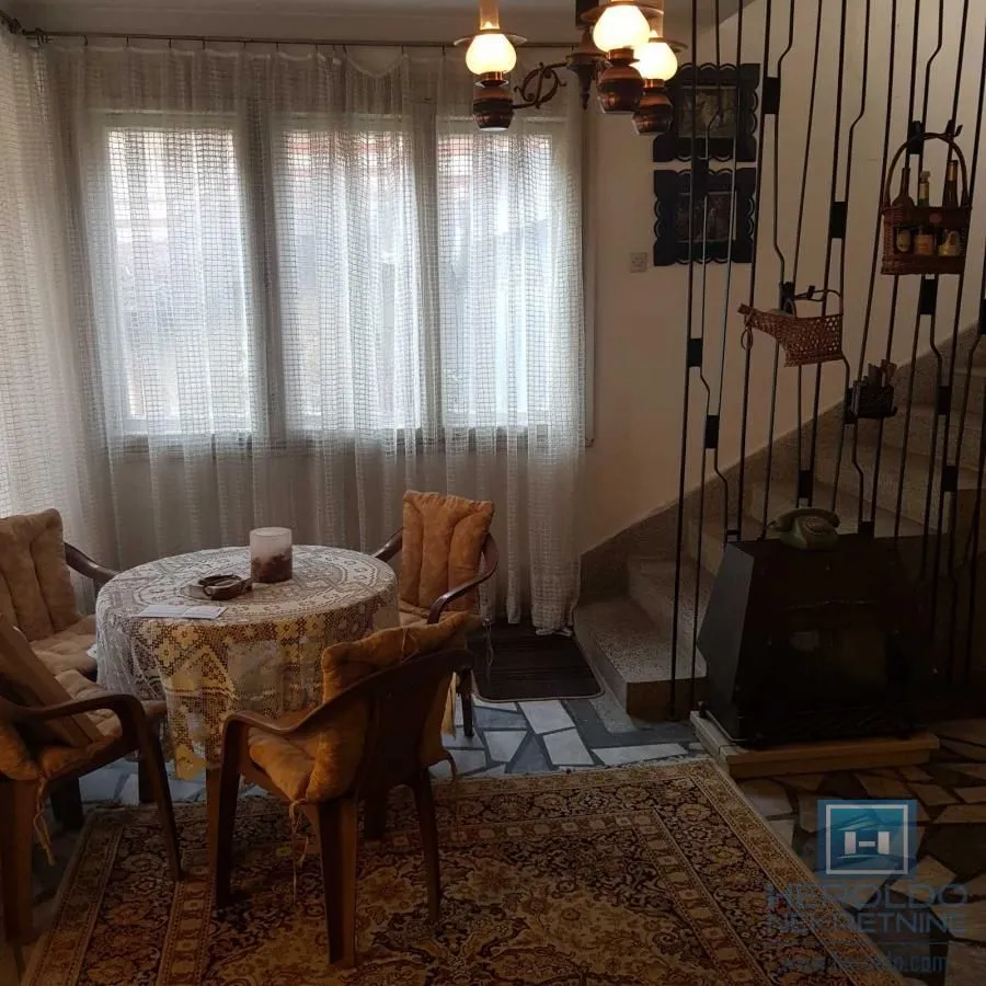 Prodaja, kuća, 200m², Bujanovac, Srbija
