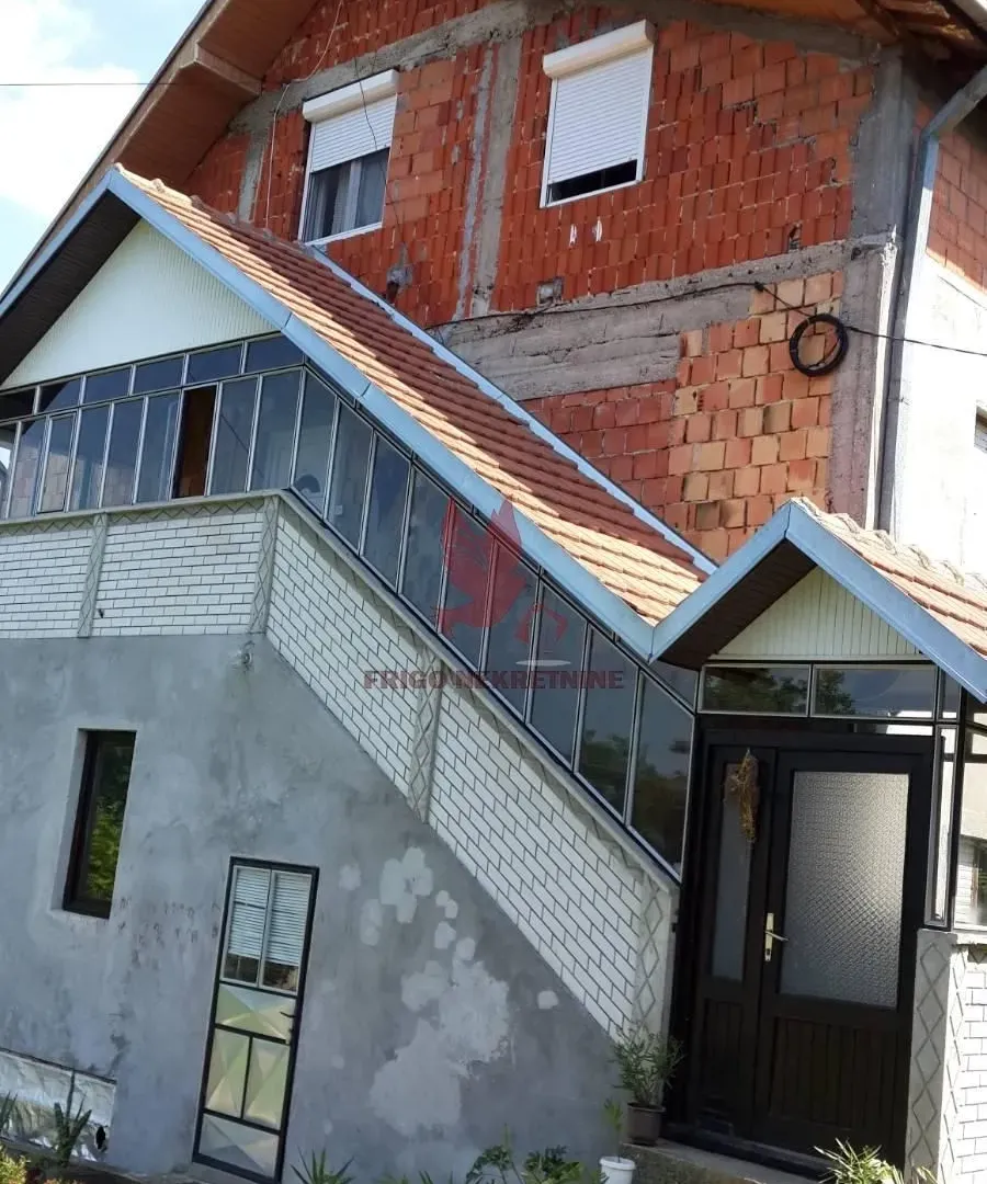 Sale, house, 150m², Mladenovac, Beograd