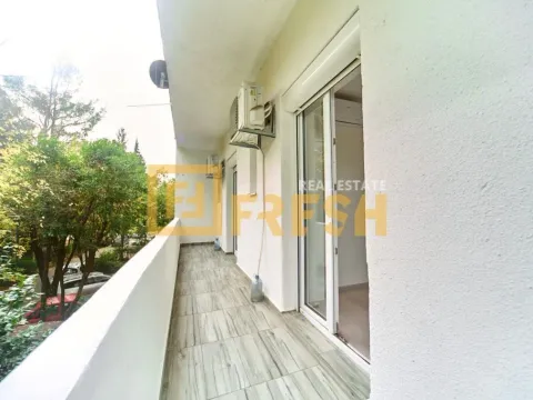 Izdavanje, trosoban stan, 85m², Gorica C, Podgorica - image 23