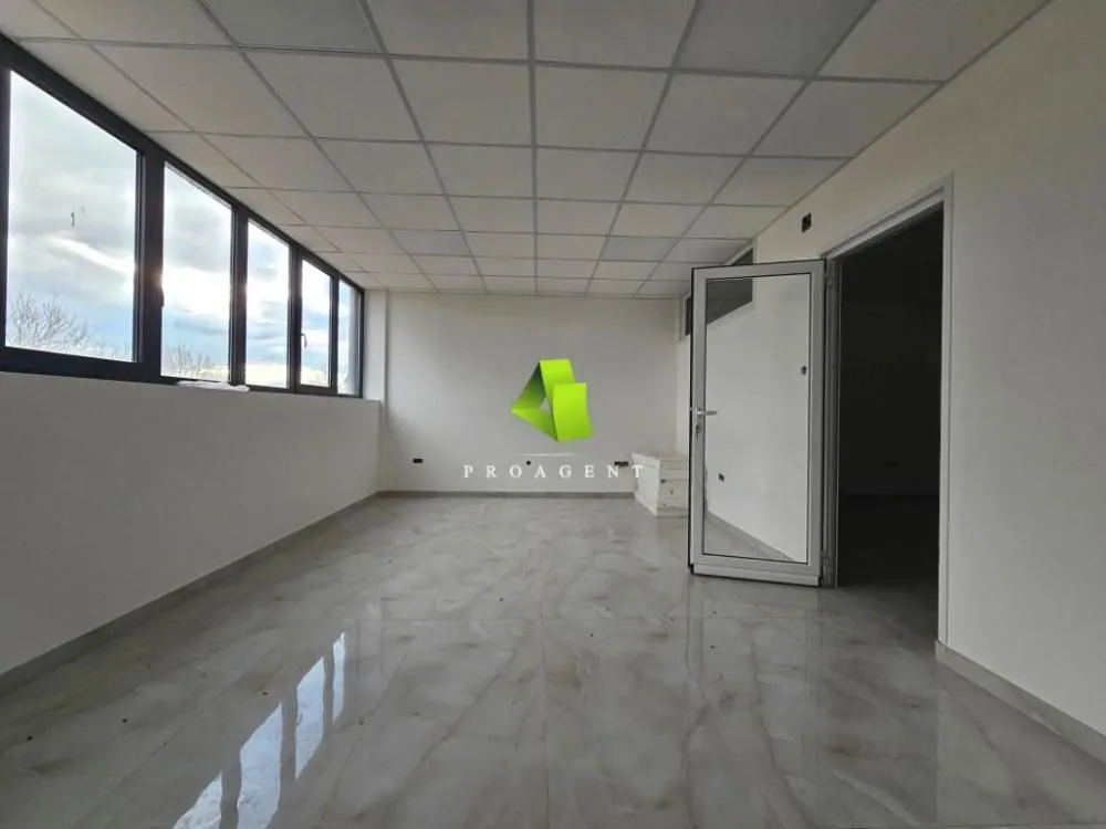 Rent, office space, 1200m², Pantelej, Niš