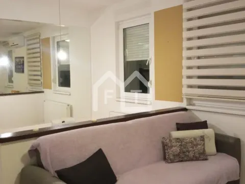 Izdavanje, dvosoban stan, 45m², Zemun Gornji Grad, Zemun Sve Podlokacije - image 4