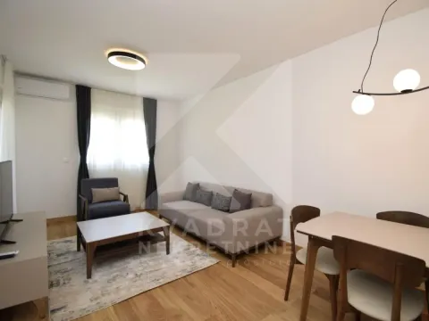 Izdavanje, jednosoban stan, 45m², New City, Podgorica - image 2