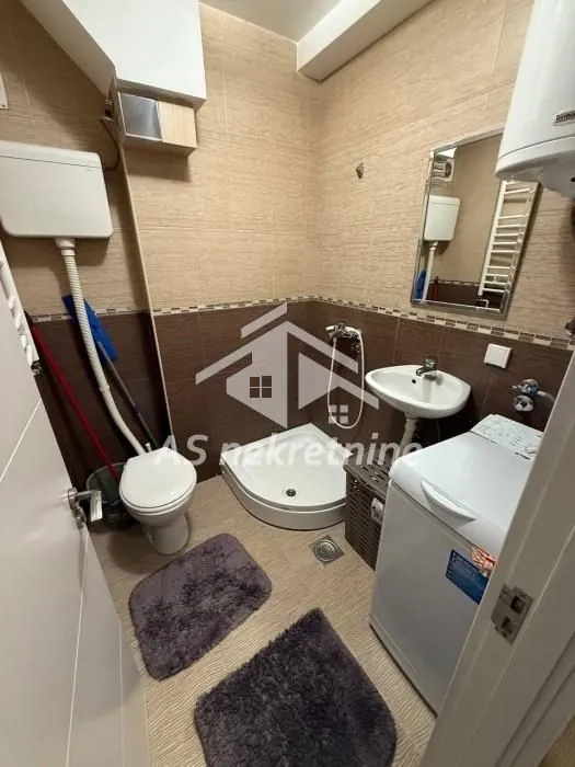 Izdavanje, jednosoban stan, 30m², Banovo Brdo, Beograd