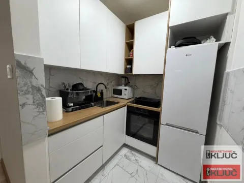Prodaja, dvosoban stan, 43m², Avijatičarsko naselje, Novi Sad Sve Podlokacije - image 3