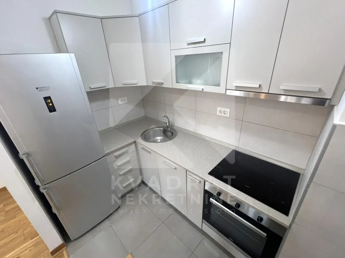 Rent, one bedroom apartment, 43m², City Kej, Podgorica