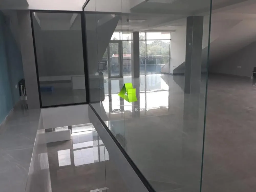 Rent, office space, 260m², Medijana, Niš