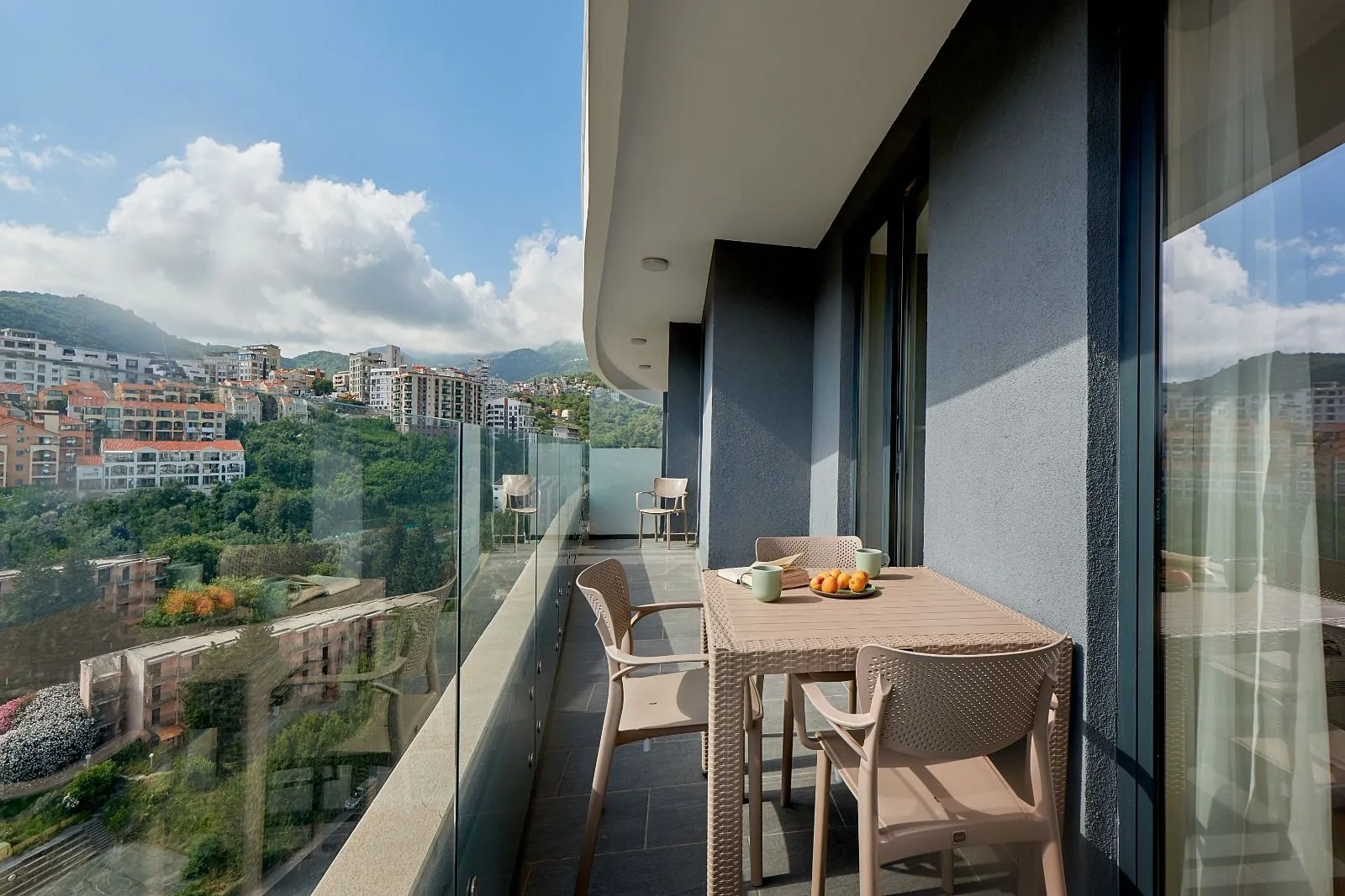 Sale, two bedroom apartment, 67m², Bečići, Budva