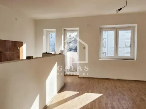 Prodaja, kuća, 325m², Bogoslovija, Palilula Sve Podlokacije - image 2