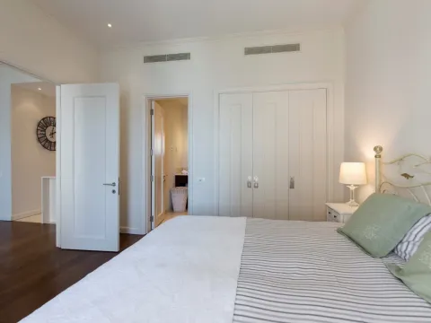 Prodaja, jednosoban stan, 61m², Porto Montenegro, Tivat - image 13