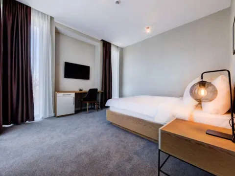 Prodaja, ugostiteljski objekat, 2800m², Danilovgrad, Crna Gora - image 22