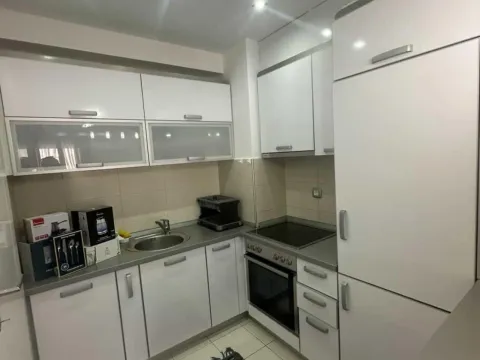 Sale, one bedroom apartment, 51m², Stari Aerodrom, Podgorica - image 4