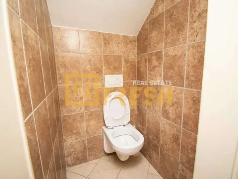 Izdavanje, poslovni prostor, 83m², Preko Morače, Podgorica - image 9