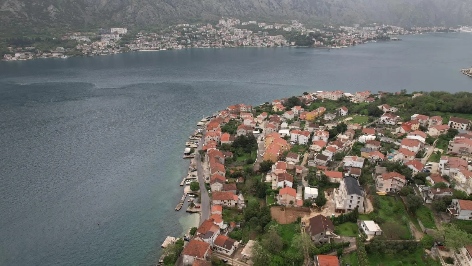 Prodaja, plac, 585m², Prčanj, Kotor