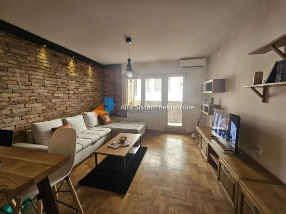 Izdavanje, dvosoban stan, 48m², Vukov Spomenik, Zvezdara Sve Podlokacije