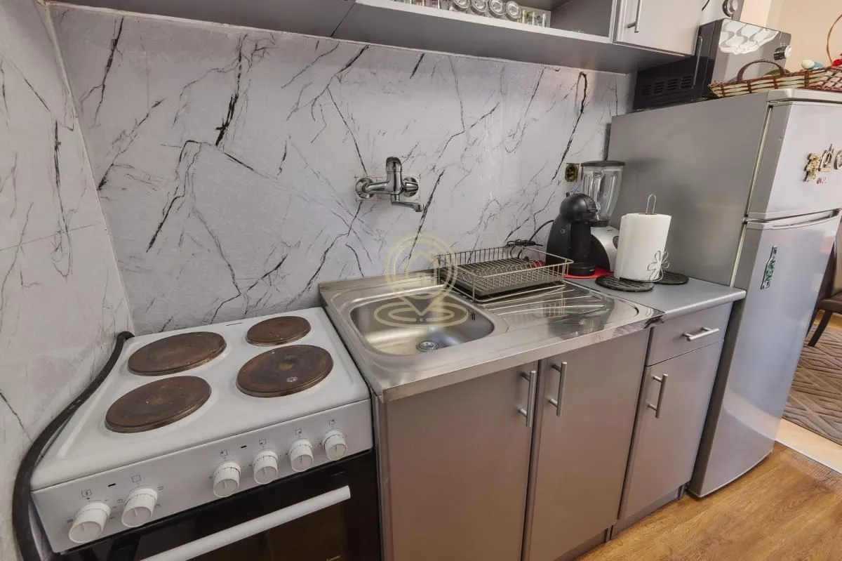 Rent, two bedroom apartment, 55m², Savski Venac, Beograd