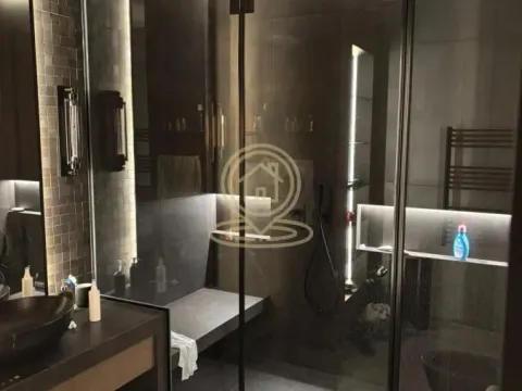 Izdavanje, trosoban stan, 193m², Stari Grad, Beograd - image 8