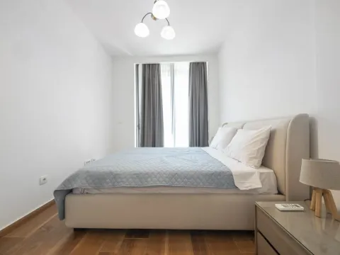 Izdavanje, dvosoban stan, 90m², Budva, Crna Gora - image 4