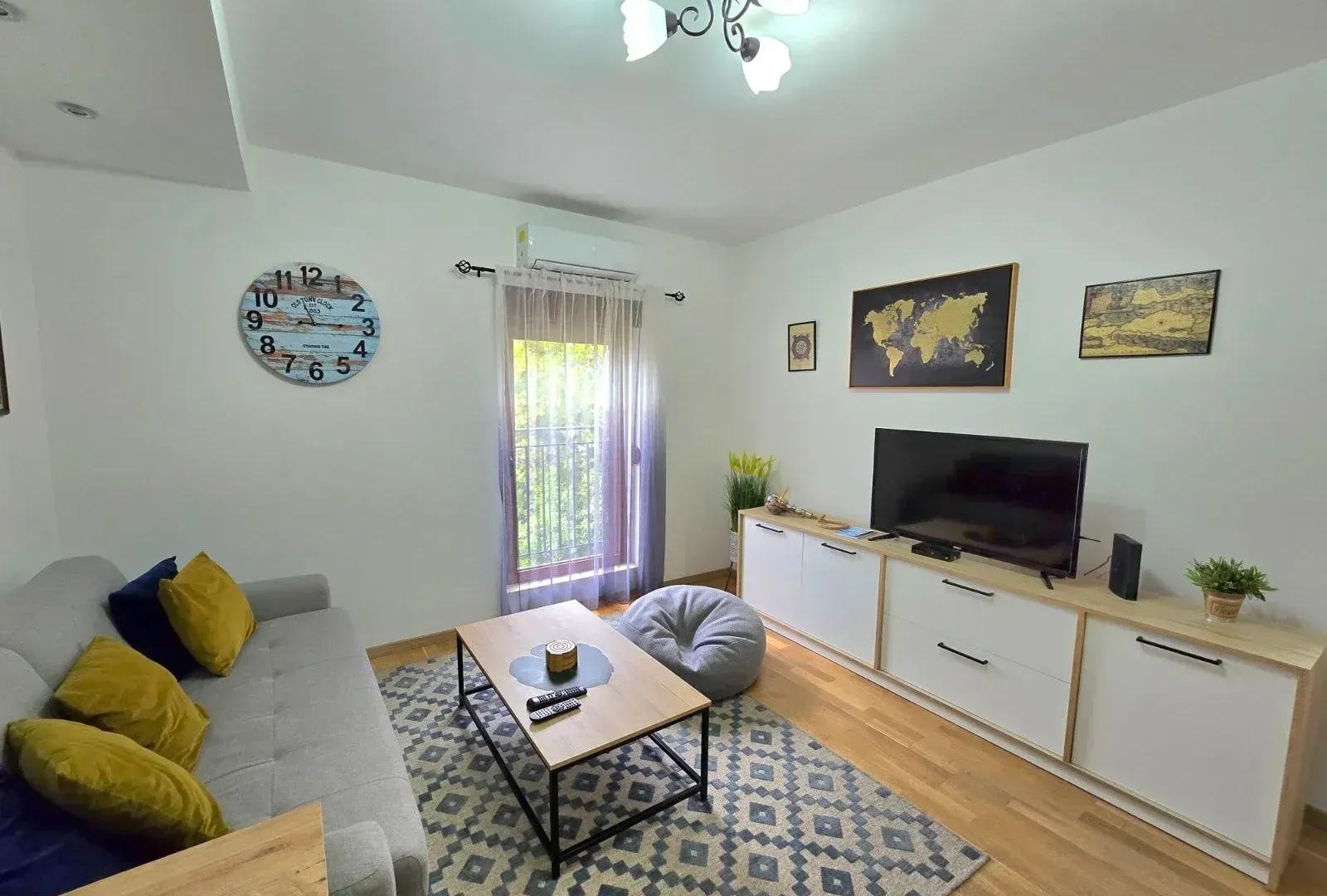 Izdavanje, stan, 46m², Tivat, Crna Gora