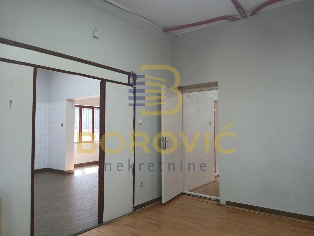 Rent, house, 95m², Borča 1, Borča Sve Podlokacije