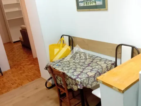 Izdavanje, dvosoban stan, 48m², Detelinara, Novi Sad Sve Podlokacije - image 3