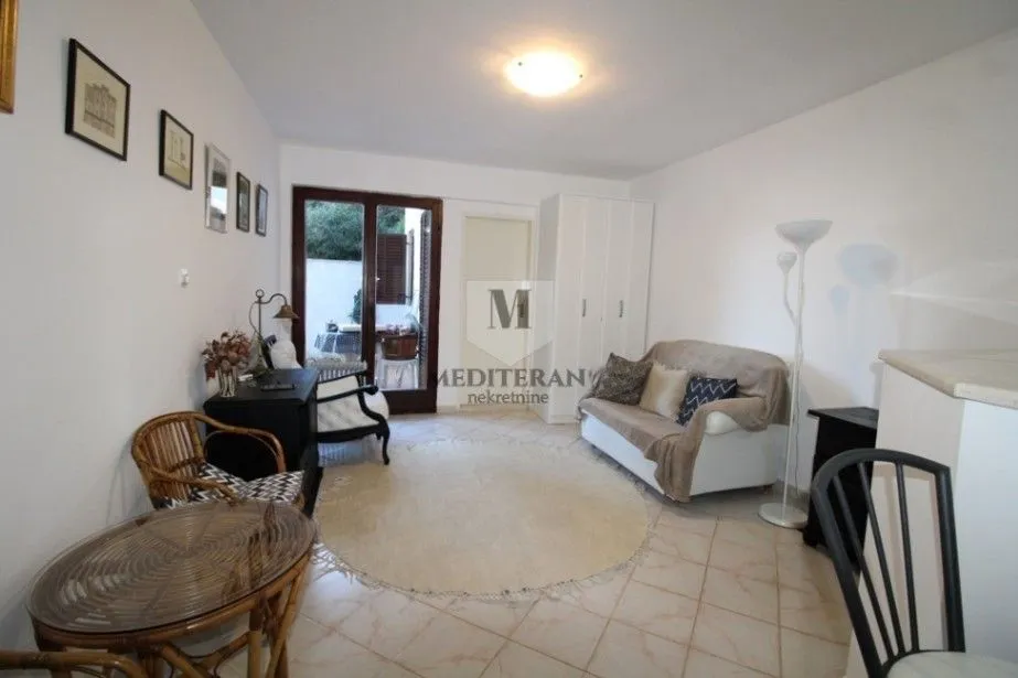 Prodaja, jednosoban stan, 40m², Njivice, Herceg Novi