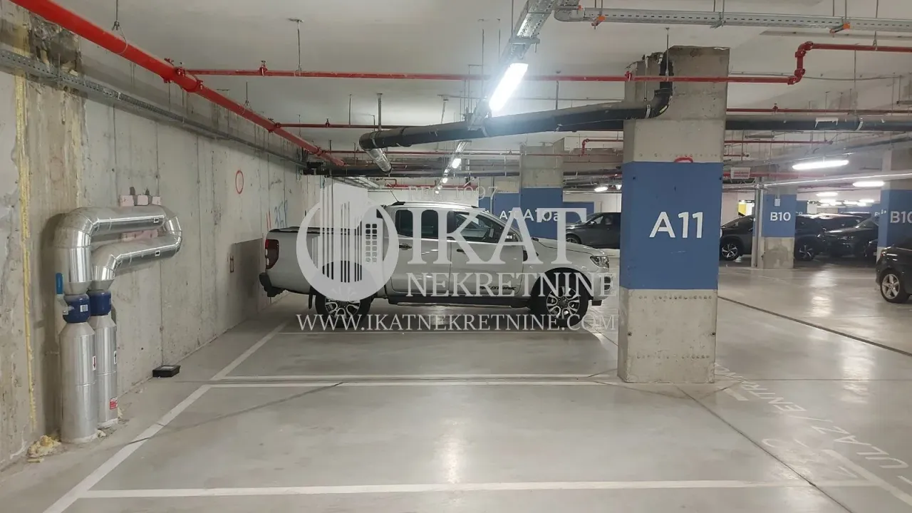 Izdavanje, parking/garaža, 12m², Savski Venac, Beograd