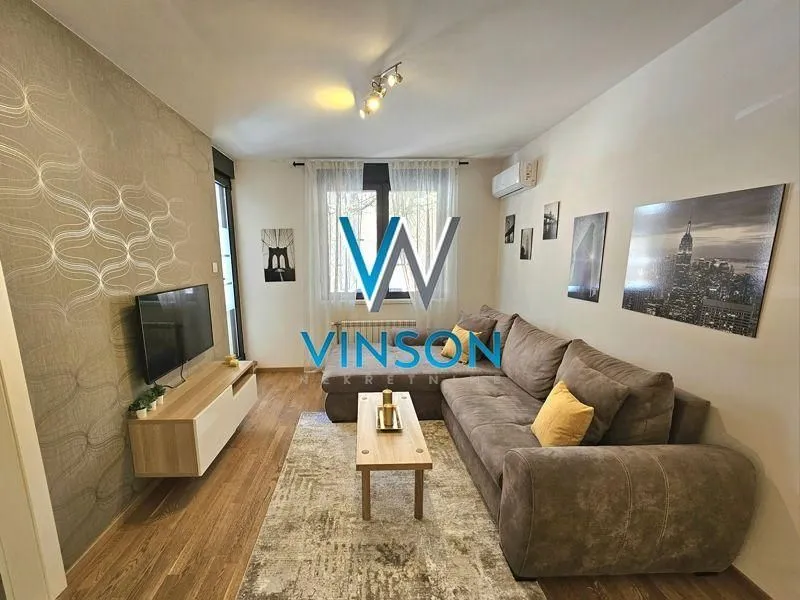 Izdavanje, dvosoban stan, 45m², Socijalno, Novi Sad Sve Podlokacije
