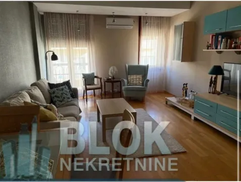 Izdavanje, jednosoban stan, 45m², Centar, Podgorica - image 3