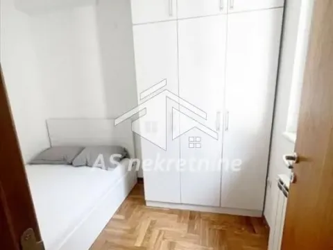 Izdavanje, dvosoban stan, 43m², Slavija, Vračar Sve Podlokacije - image 7