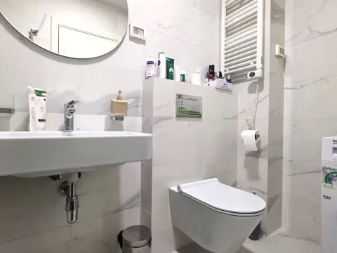 Izdavanje, stan, 50m², Central Point, Podgorica - image 11