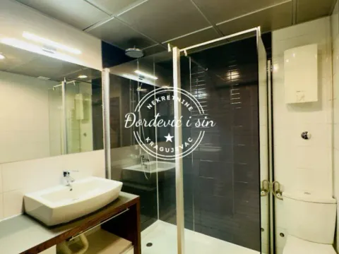 Sale, three bedroom apartment, 76m², Veliki park, Kragujevac - image 10