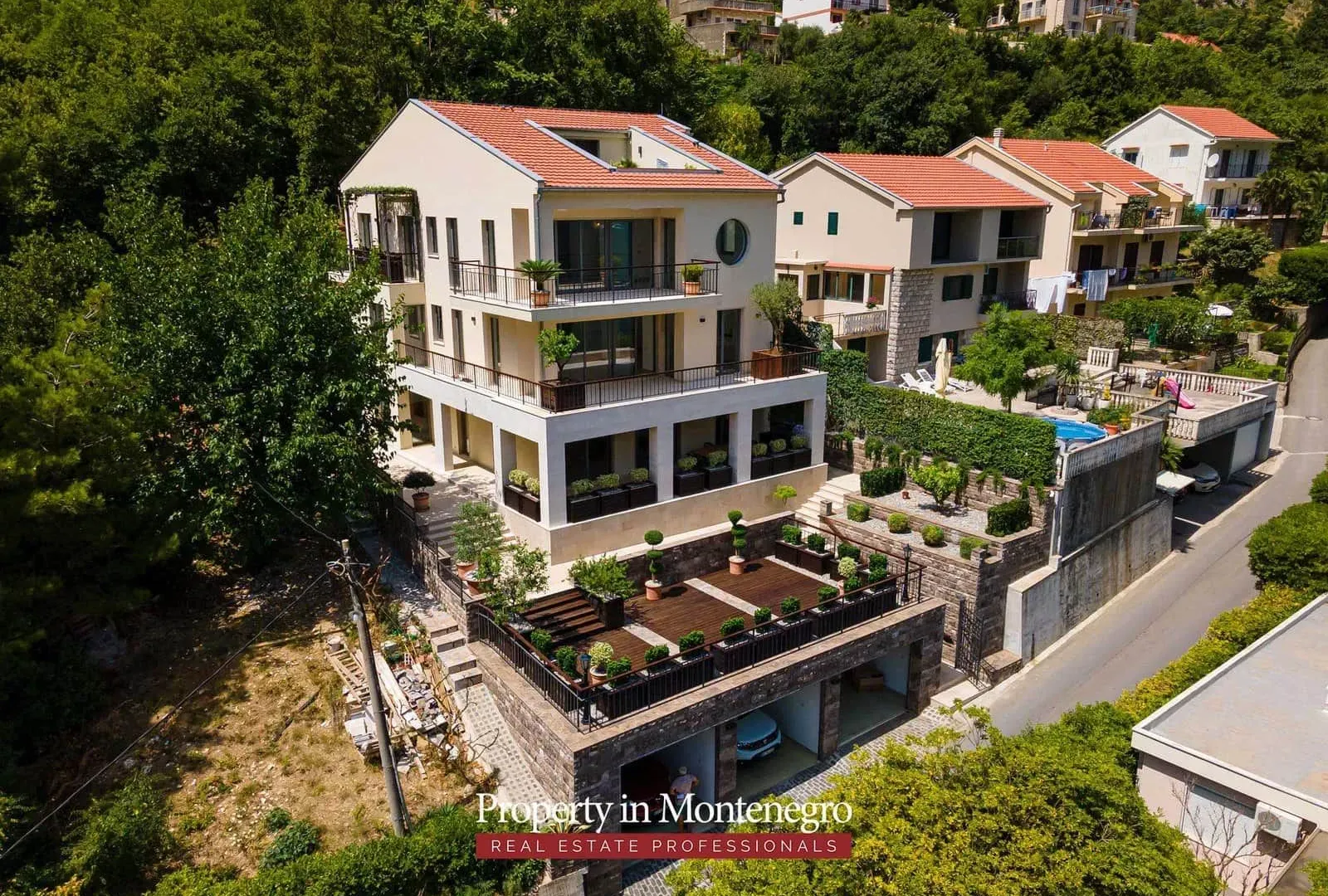 Prodaja, kuća, 520m², Muo, Kotor