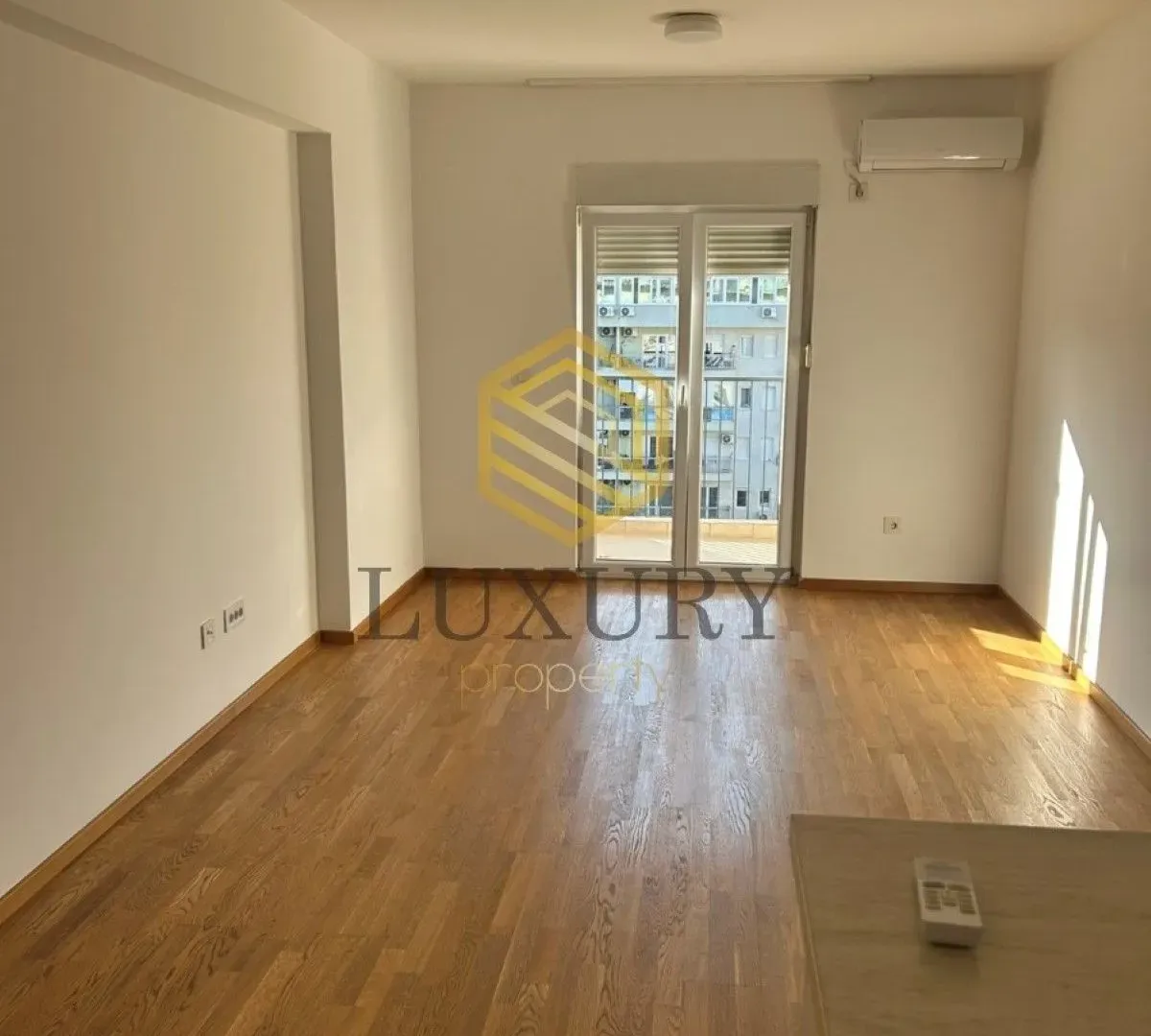 Rent, office space, 65m², Stari Aerodrom, Podgorica