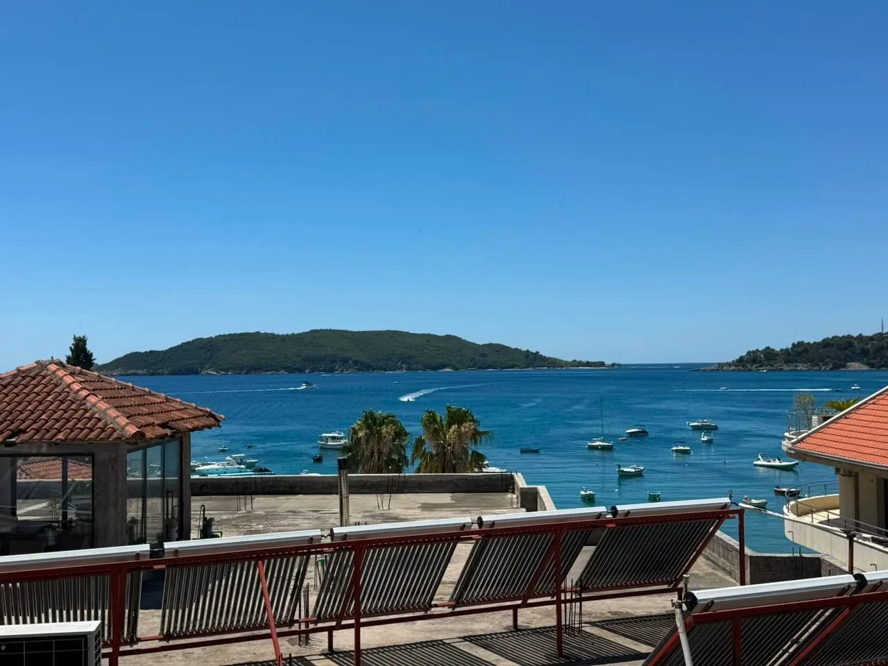 Prodaja, jednosoban stan, 57m², Rafailovići, Budva