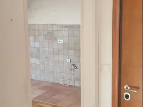 Sale, one bedroom apartment, 43m², Stari Aerodrom, Podgorica - image 3