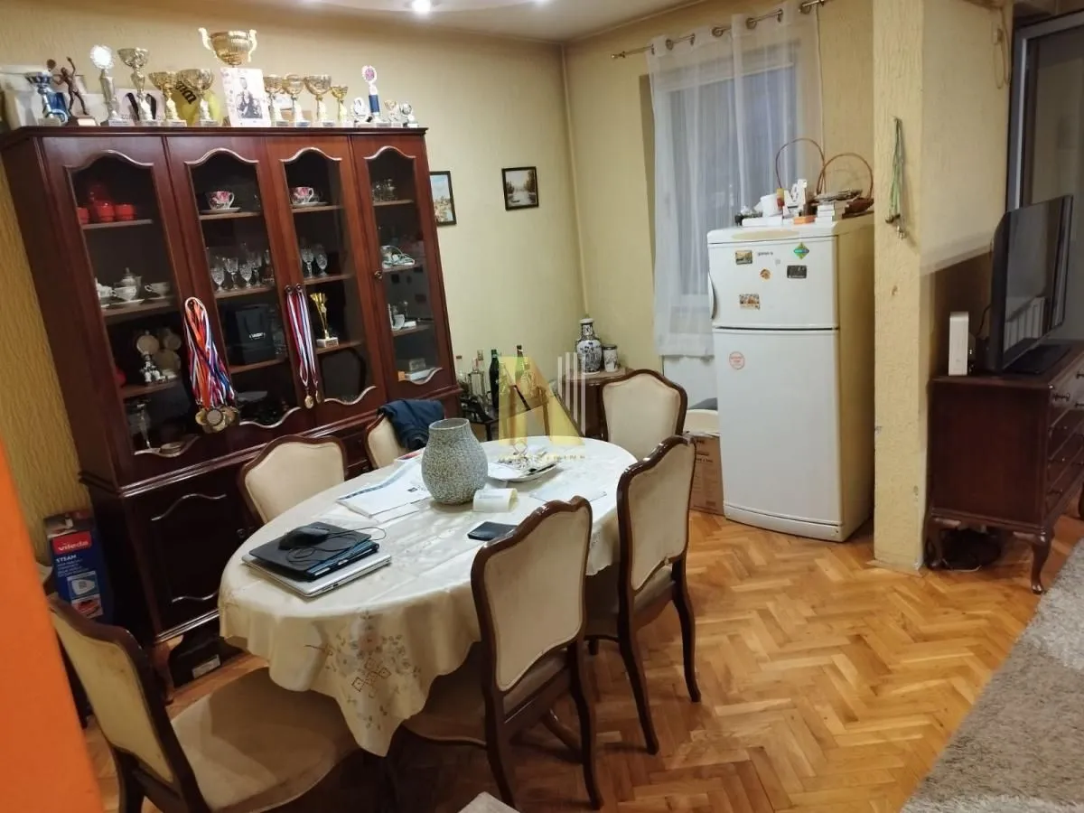 Prodaja, trosoban stan, 83m², Nova Detelinara, Novi Sad Sve Podlokacije