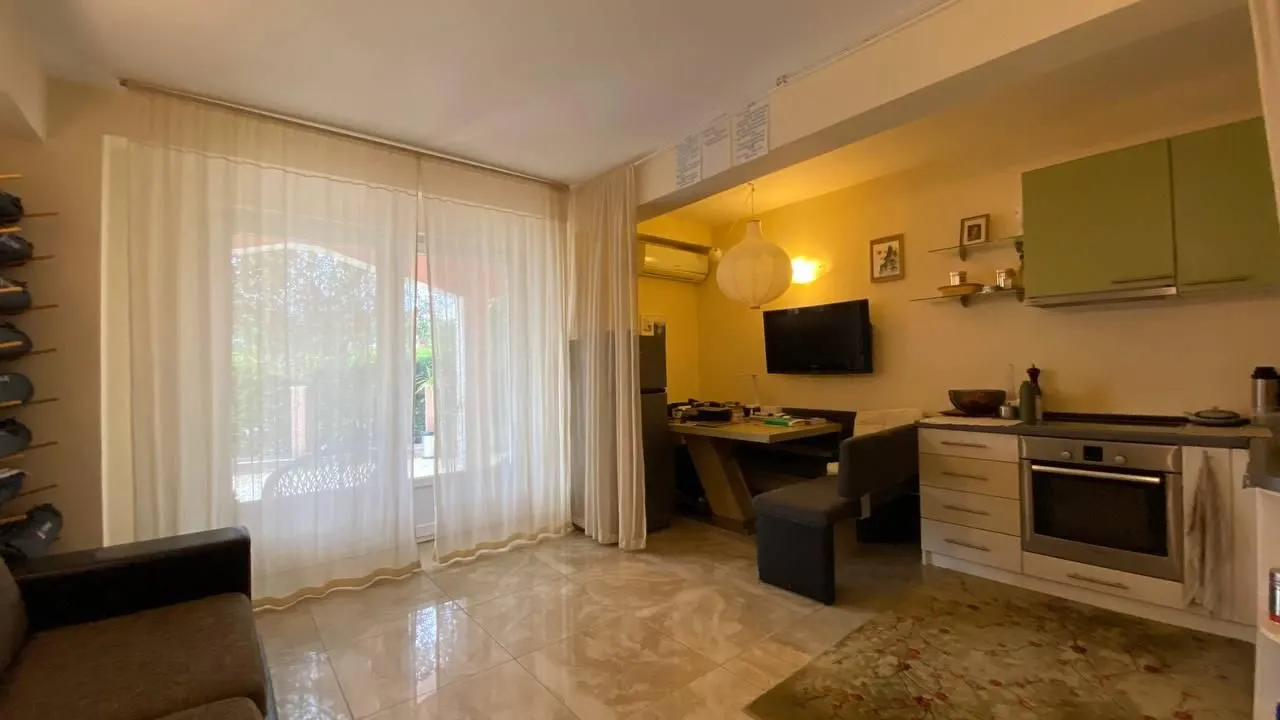 Sale, one bedroom apartment, 53m², Podkošljun, Budva