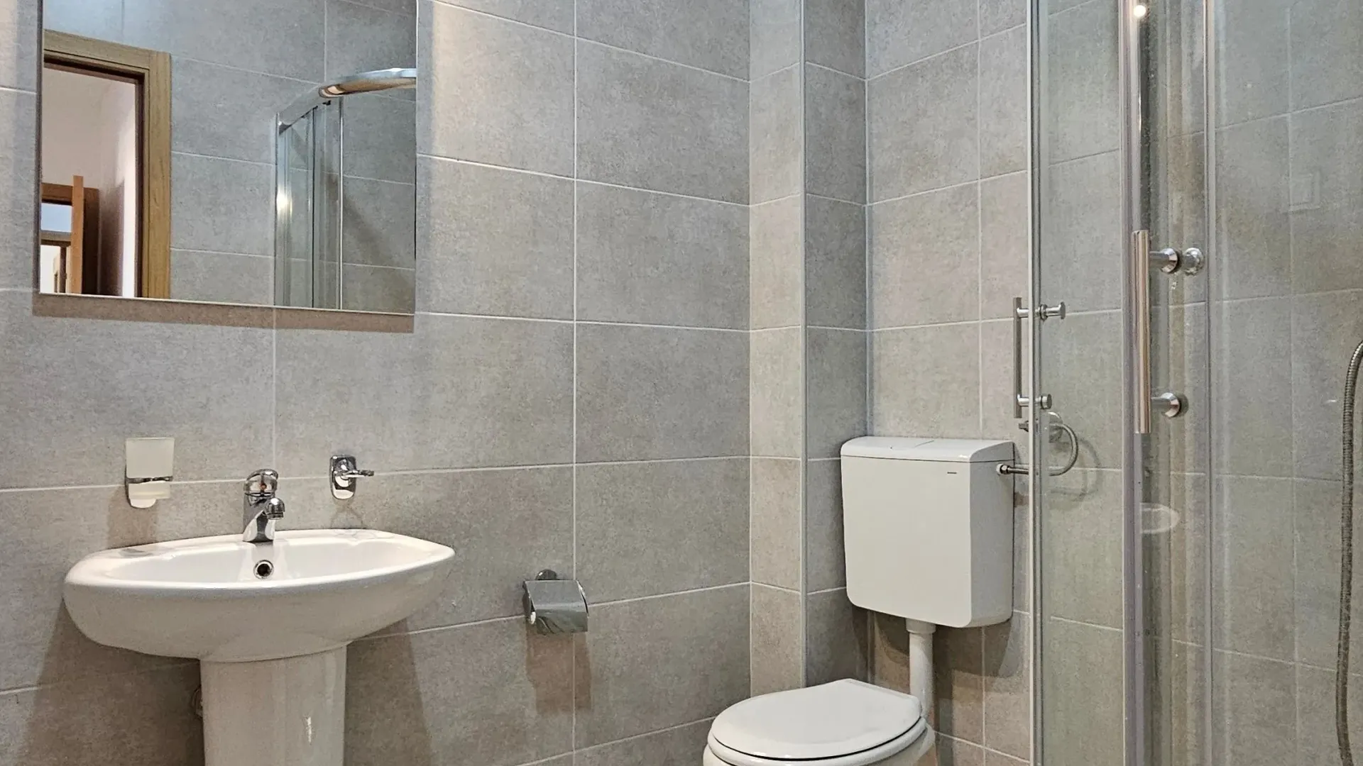 Rent, two bedroom apartment, 66m², Stari Aerodrom, Podgorica