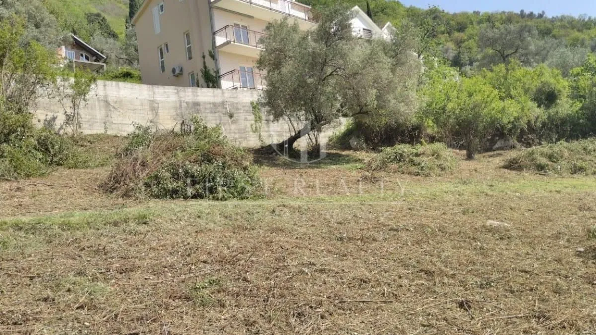 Prodaja, plac, 2100m², Tivat, Crna Gora