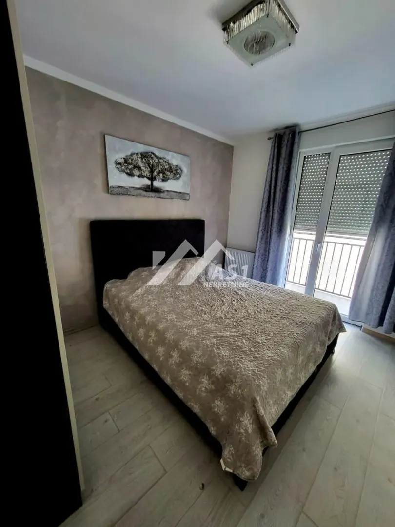 Izdavanje, dvosoban stan, 57m², Novi Sad Sve Podlokacije, Novi Sad
