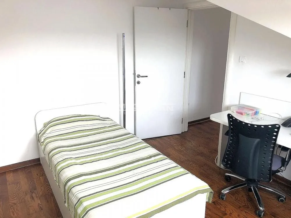 Sale, apartment, 119m², Zemun Gornji Grad, Zemun Sve Podlokacije