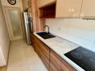 Rent, three bedroom apartment, 100m², City Kvart, Podgorica - image 9