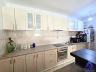 Sale, three bedroom apartment, 107m², Maine, Budva - image 2